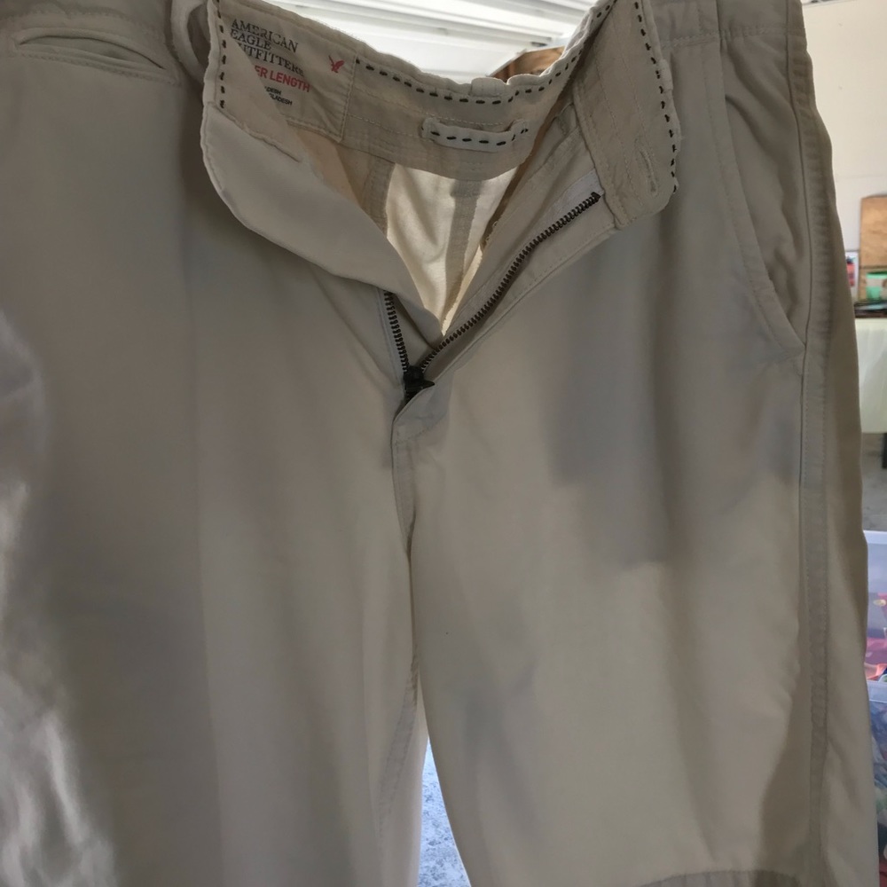 Men’s American Eagle flat front shorts